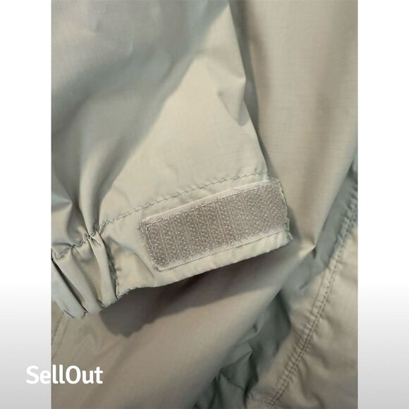 The North Face Women's Hooded Jacket Sz.LG Gray Casual - Picture 5 of 11